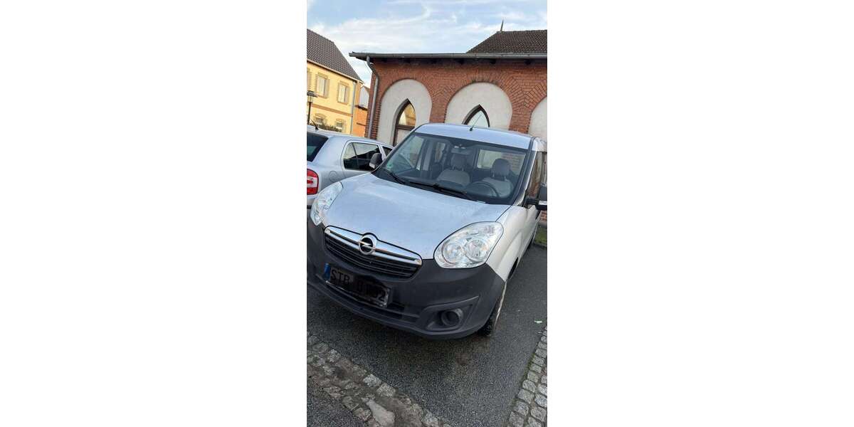 Opel Combo 100.300 km 7.900 &euro; Sternberg 19406