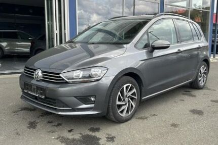 VW Golf Sportsvan 124.000 km 11.950 &euro; Herborn 35745