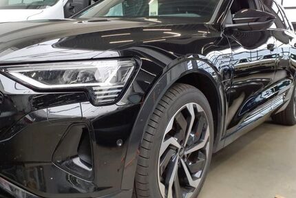 Audi Q8 e-tron 80.668 km 40.384 &euro; Hagen 58091