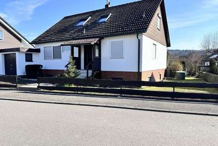 Haus zum Mieten in Uhldingen-Mühlhofen 2.000 € 135 m²