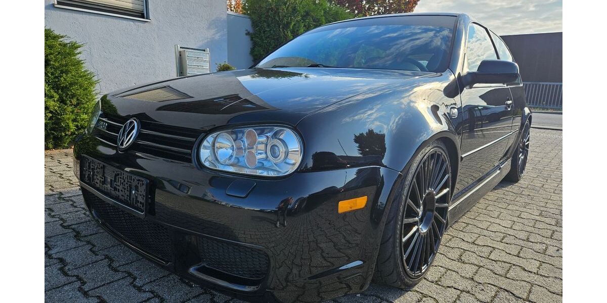 VW Golf 236.500 km 23.400 &euro; Regensburg 93057