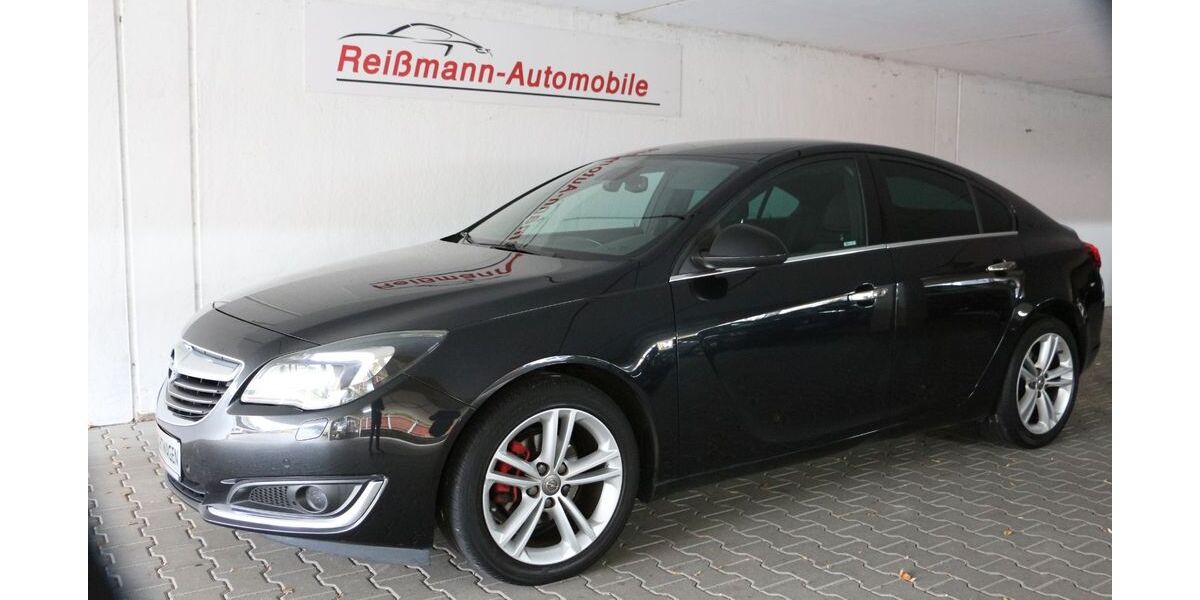 Opel Insignia 142.999 km 8.590 € Dresden 01156