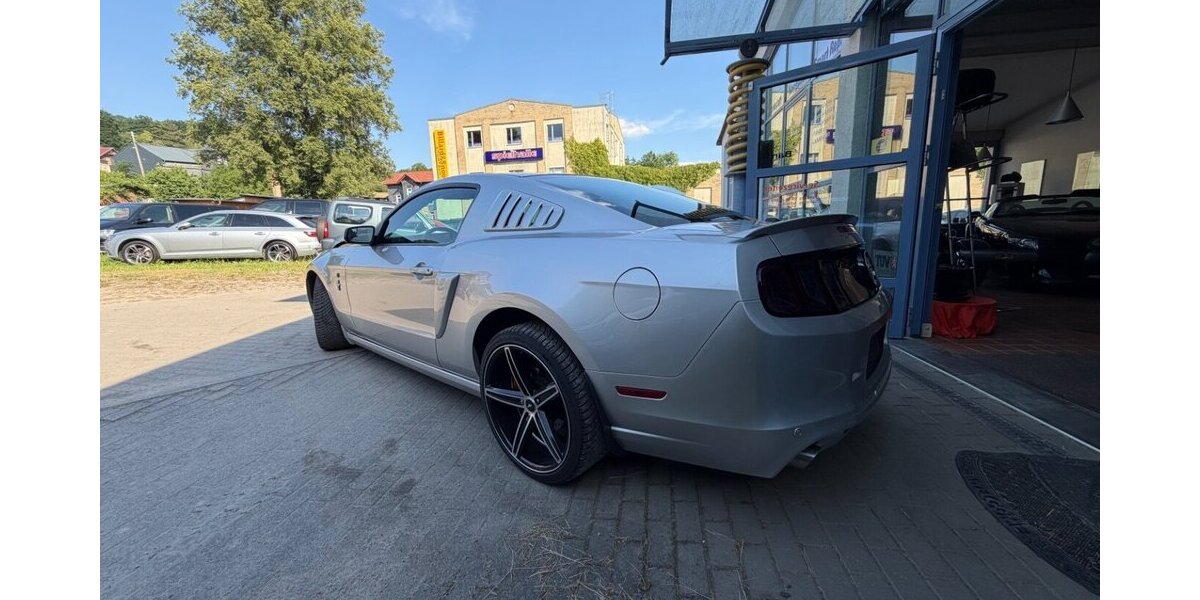 Ford Mustang 3,7 LED LEDER 130.000 km 16.999 &euro; Rudolstadt 07407