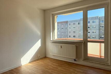 Wohnung Blankenhain - 3 Zimmer, 60 m&sup2;, 360&euro; | Angebot:25539495