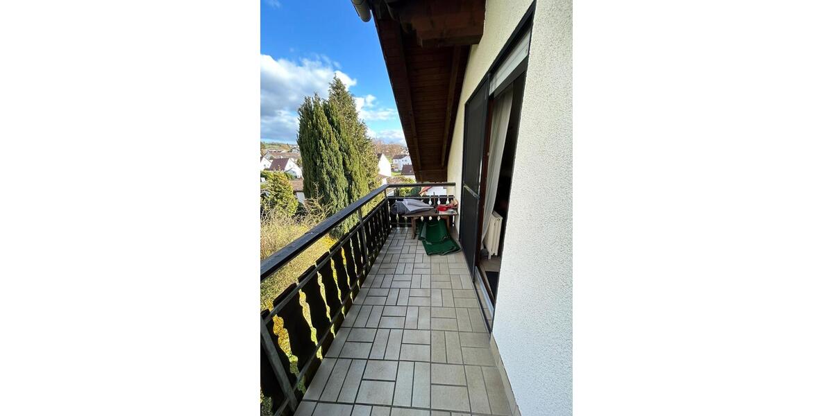 Dachgeschoßwohnung Erbach - 4 Zimmer, 100 m&sup2;, 290.000&euro; | Angebot:26953455