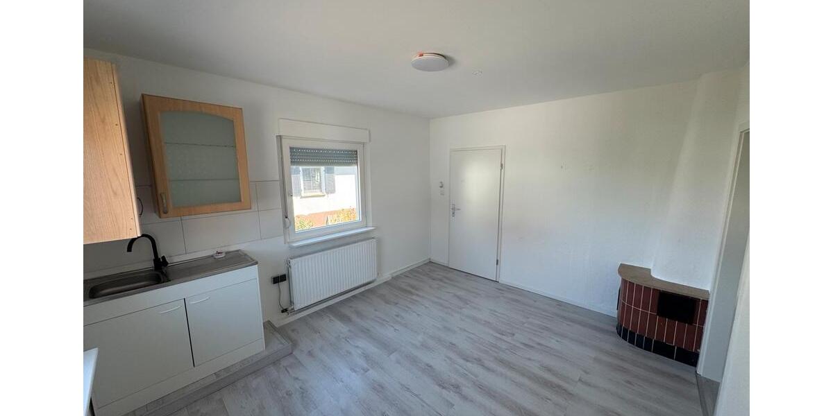Etagenwohnung Möckmühl - 2 Zimmer, 4 m&sup2;, 750&euro; | Angebot:26305371