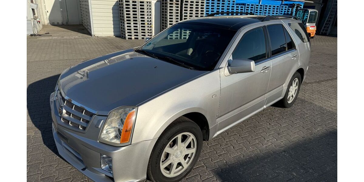 Cadillac SRX 149.000 km 4.599 &euro; Berlin 12277