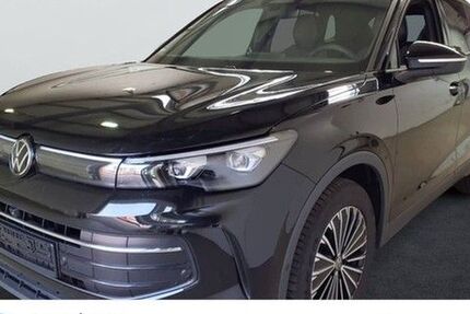 VW Tiguan 29.594 km 33.880 &euro; Aurich 26607