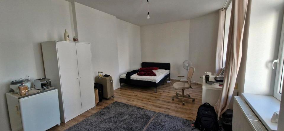 Helles Studio-Apartment in Uni-Nähe