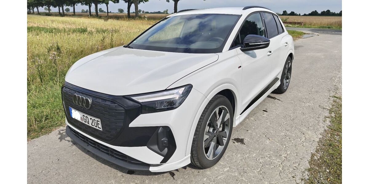 Audi Q4 e-tron 12.000 km 35.900 &euro; Wolfsburg 38442