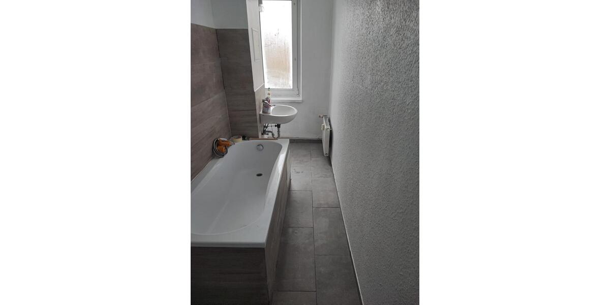 Etagenwohnung Rosenow - 1 Zimmer, 37 m&sup2;, 200&euro; | Angebot:26604912