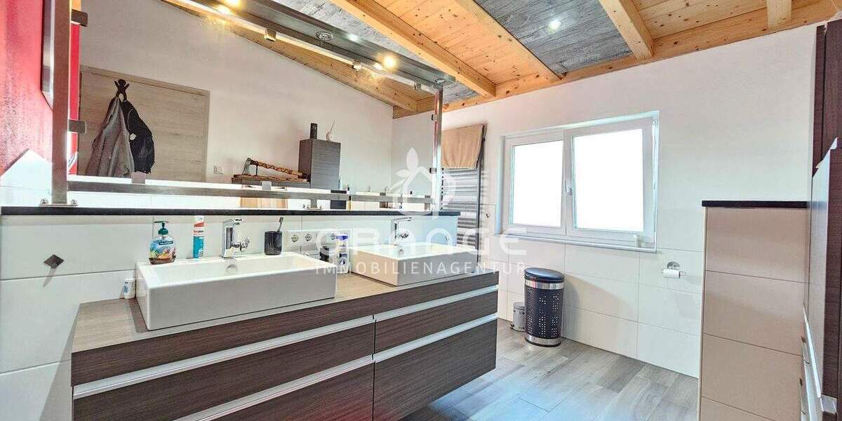 Einfamilienhaus Bad Griesbach im Rottal / Karpfham Karpfham - 4 Zimmer, 221 m&sup2;, 739.000&euro; | Angebot:24423575