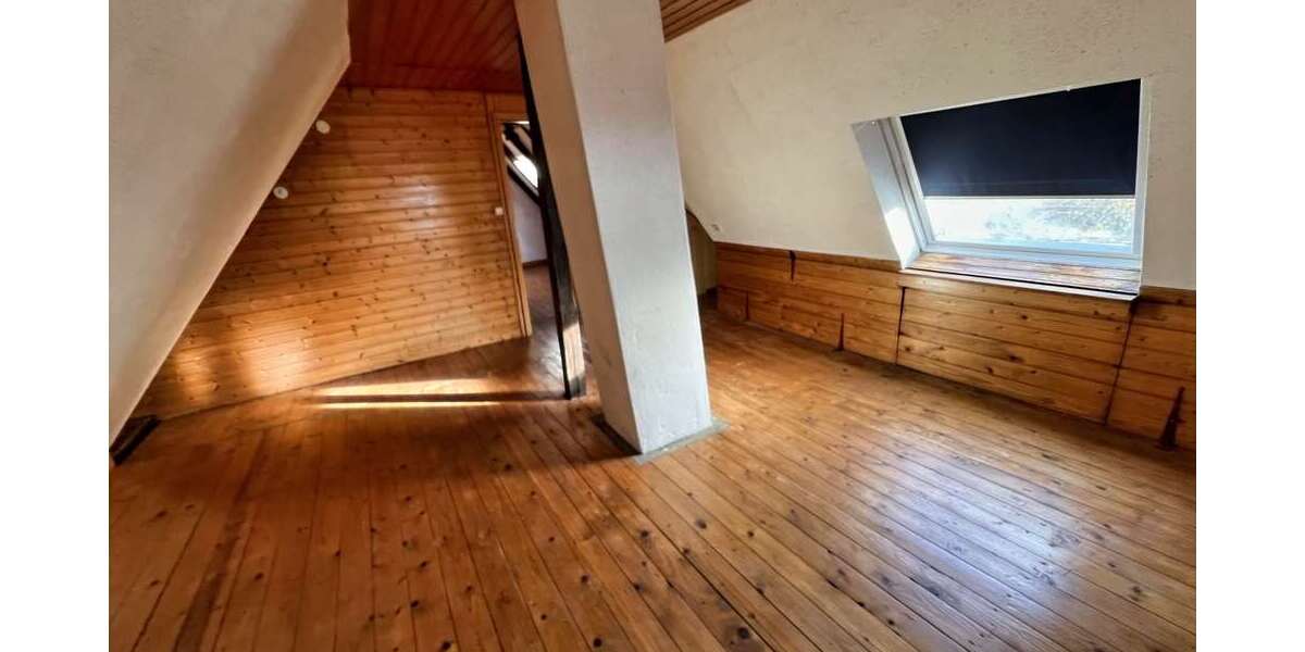 Großzügiges Wohnhaus mit Traumgarten - Zweifamilienhaus Harsum Harsum | Angebot:26480109