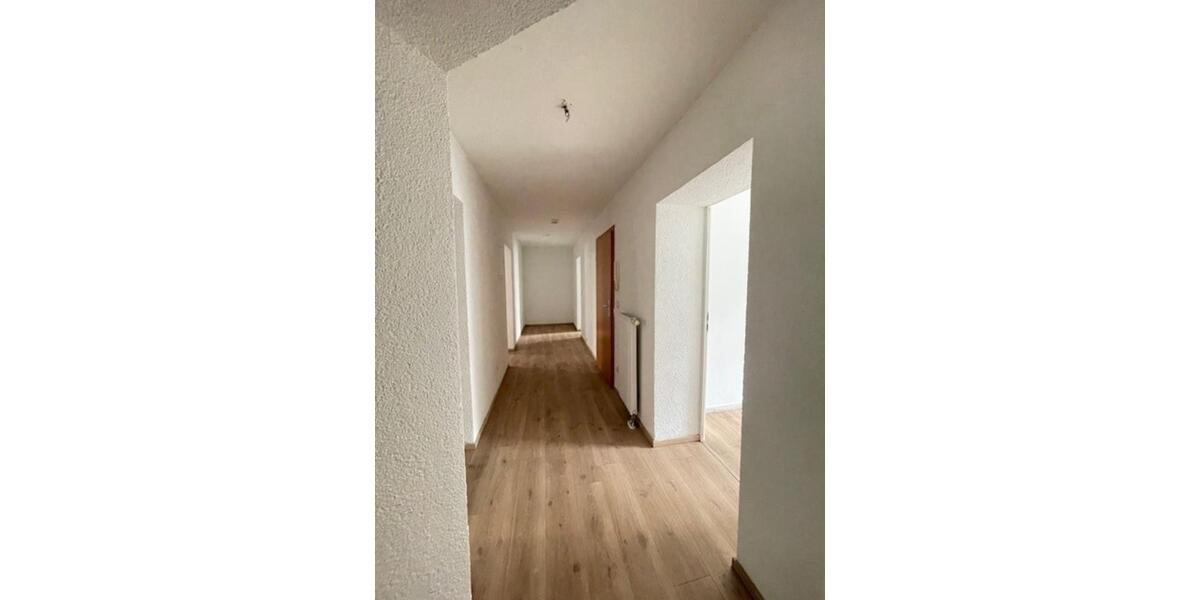 Erdgeschoßwohnung Halle (Saale) Damaschkestraße - 4 Zimmer, 88 m&sup2;, 690&euro; | Angebot:23420827