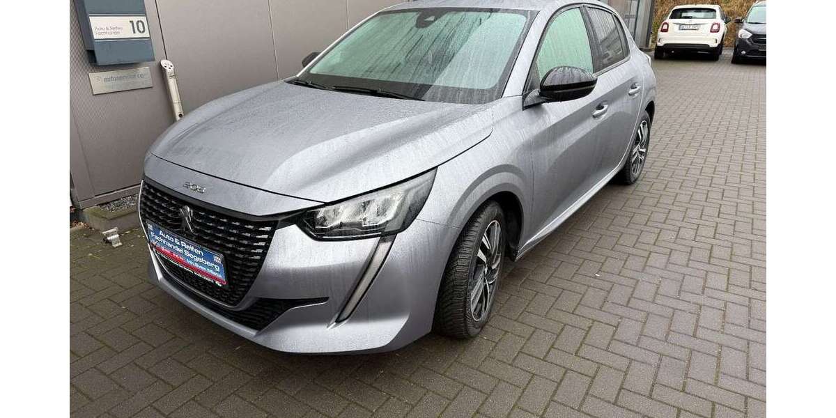 Peugeot 208 24.100 km 15.490 &euro; Bad Segeberg 23795