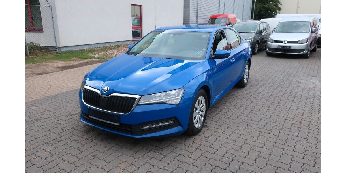 Skoda Superb 183.371 km 14.900 &euro; Hannover 30179