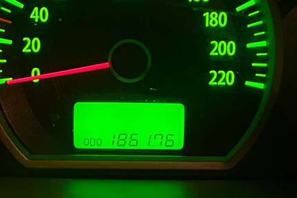 Kia Sportage 186.176 km 2.500 &euro; Kuppenheim 76456