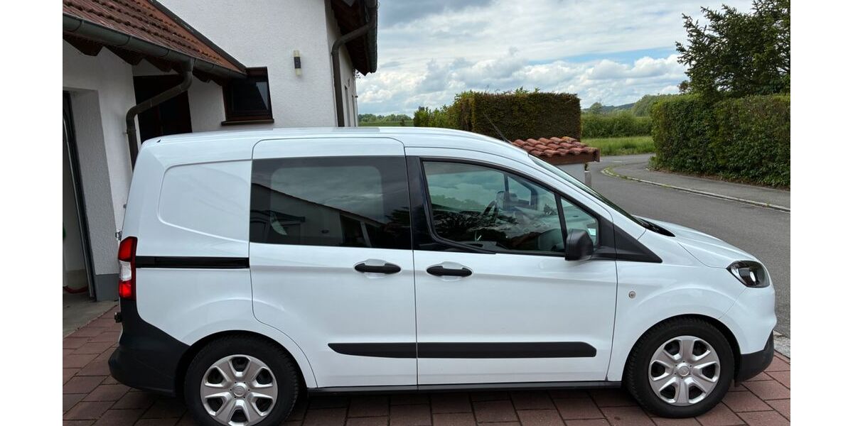 Ford Transit Courier 37.172 km 10.500 &euro; Frensdorf 96158