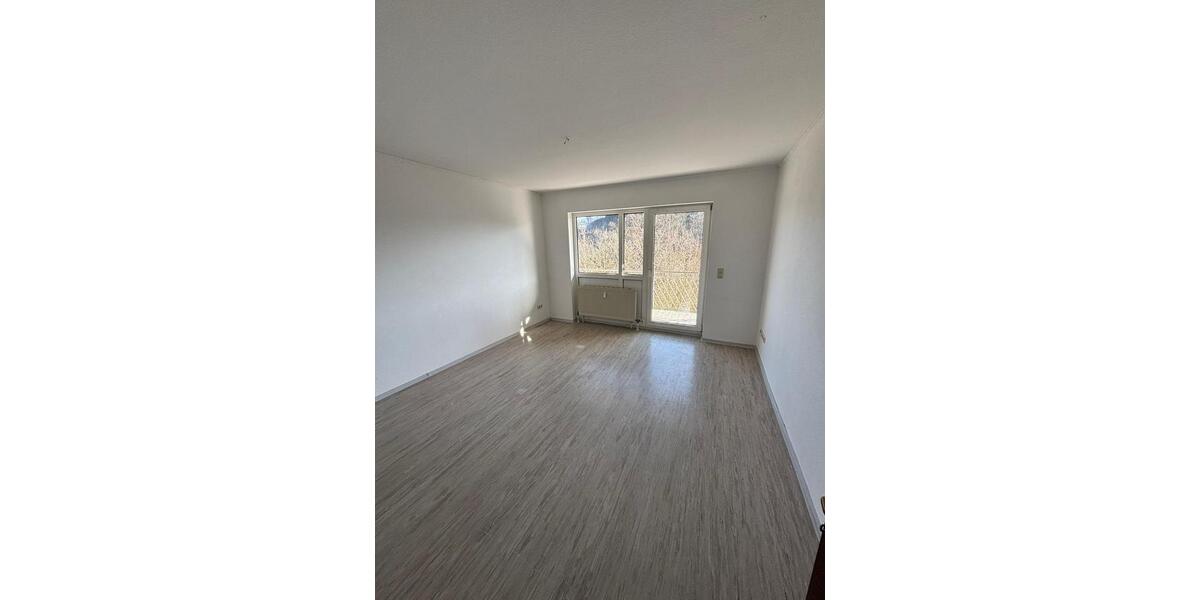 Erdgeschoßwohnung Kirn - 4 Zimmer, 88 m&sup2;, 600&euro; | Angebot:25306412