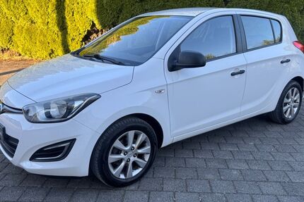 Hyundai i20 131.000 km 3.350 &euro; Erbach 89155