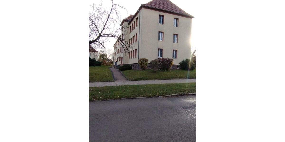 Etagenwohnung Mittweida - 3 Zimmer, 62 m&sup2;, 69.000&euro; | Angebot:25372360