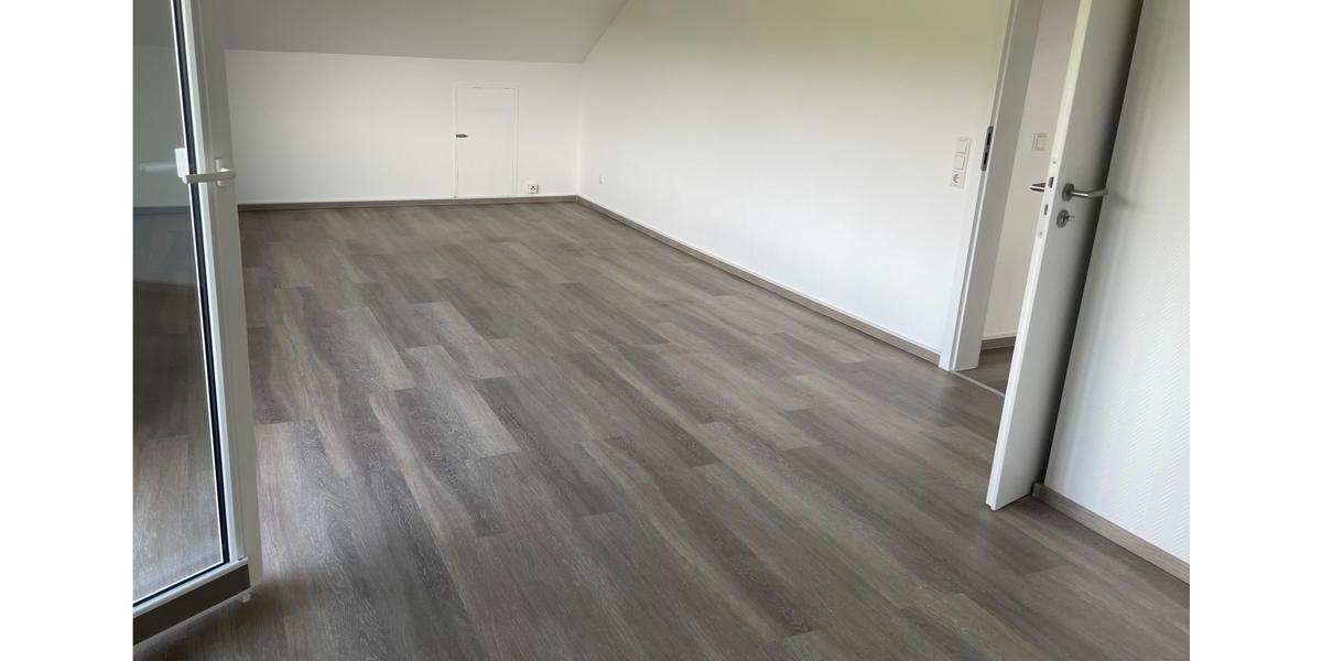 Dachgeschoßwohnung Freudenstadt - 3 Zimmer, 68 m&sup2;, 175.000&euro; | Angebot:26837820