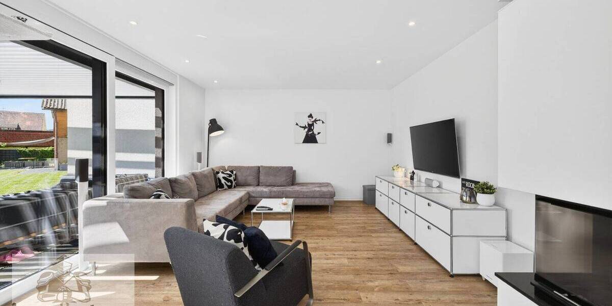 Einfamilienhaus Gundelsheim - 6 Zimmer, 245 m&sup2;, 949.000&euro; | Angebot:26695748