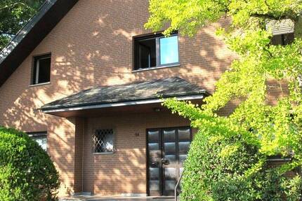 Haus Kriftel - 8 Zimmer, 251 m&sup2;, 1.080.000&euro; | Angebot:25968360