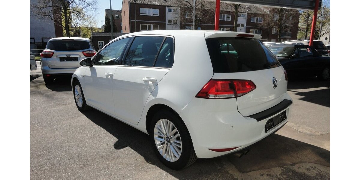 VW Golf Cup 1,4 BMT, DGS, Klimatr.SHZ.PDC V+H 147.000 km 10.950 &euro; Neuss 41462