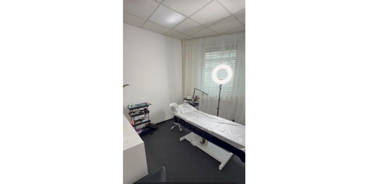 Gewerbeobjekt Aschaffenburg Damm - 300&euro; | Angebot:26178045
