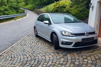 VW Golf 128.000 km 11.600 &euro; Marktschellenberg 83487