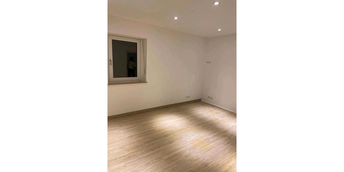 Einfamilienhaus Biebertal - 5 Zimmer, 210 m&sup2;, 1.300&euro; | Angebot:26406900