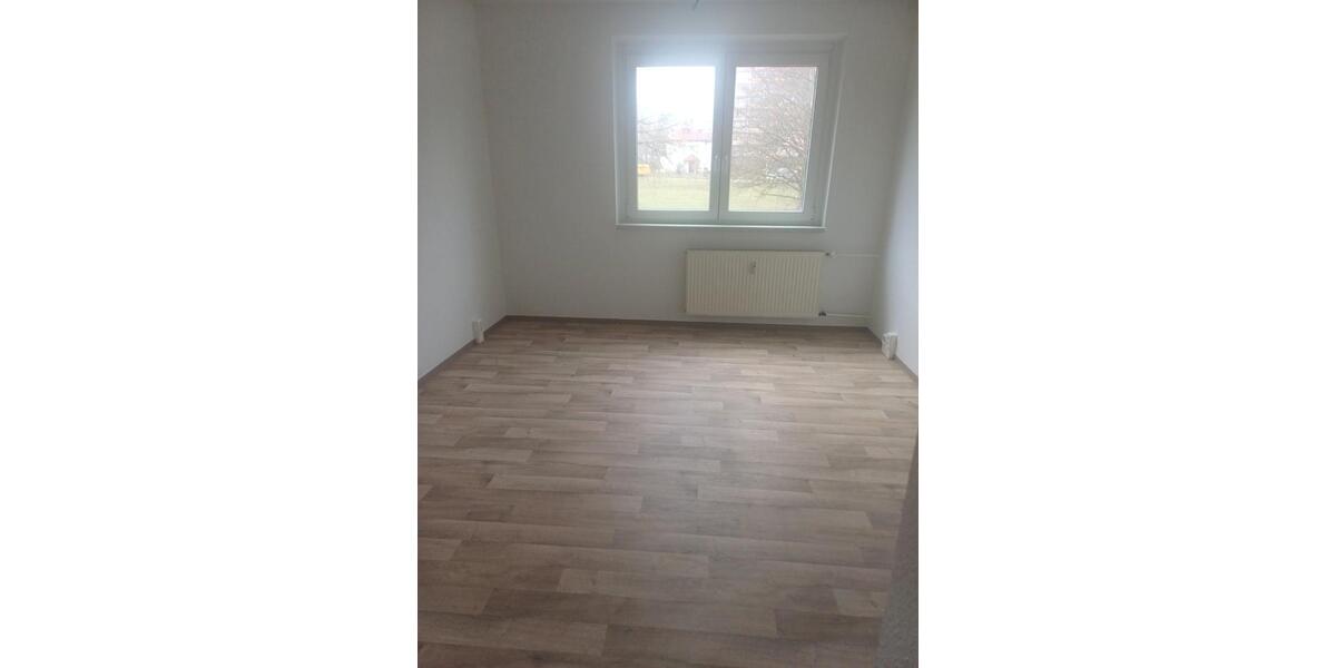 Etagenwohnung Bad Langensalza - 3 Zimmer, 62 m&sup2;, 340&euro; | Angebot:25370132