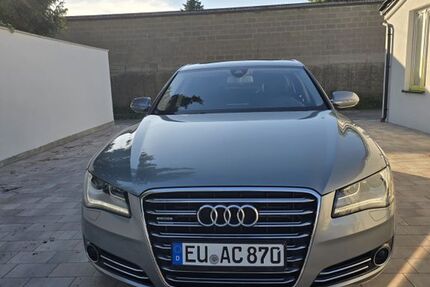 Audi A8 81.250 km 21.500 &euro; Weilerswist 53919