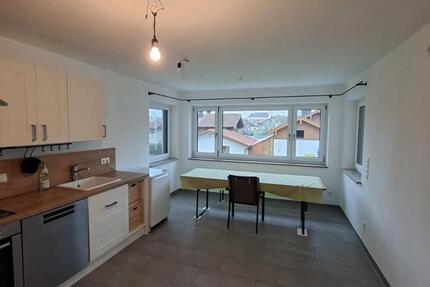 Wohnung Saaldorf-Surheim Surheim - 3 Zimmer, 80 m&sup2;, 1.050&euro; | Angebot:26213391