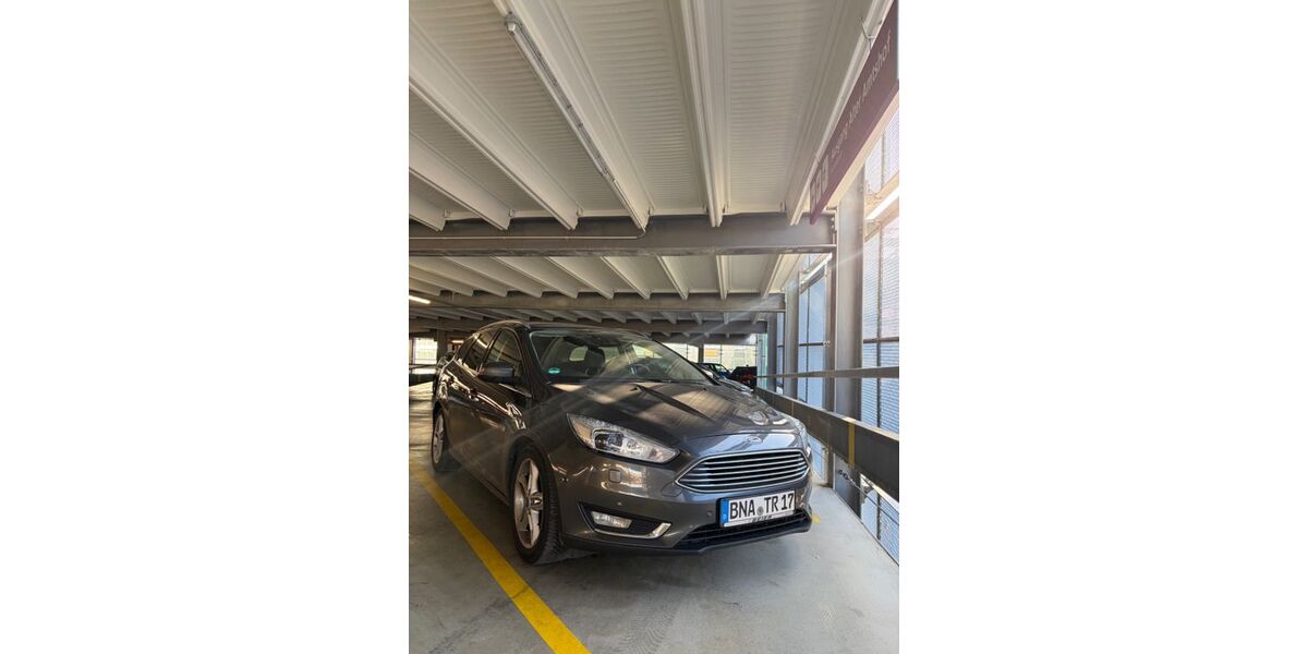 Ford Focus 209.000 km 5.900 &euro; Borna 04552