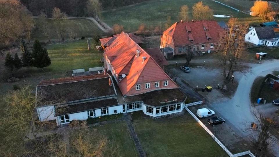 Mehrfamilienhaus, Wohnhaus Rehna - 19 Zimmer, 1.232 m&sup2;, 650.000&euro; | Angebot:22957195