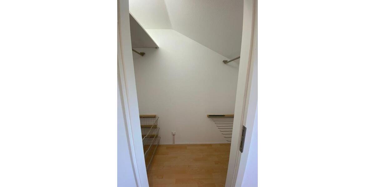 Dachgeschoßwohnung Mörlenbach - 2 Zimmer, 70 m&sup2;, 640&euro; | Angebot:25902133