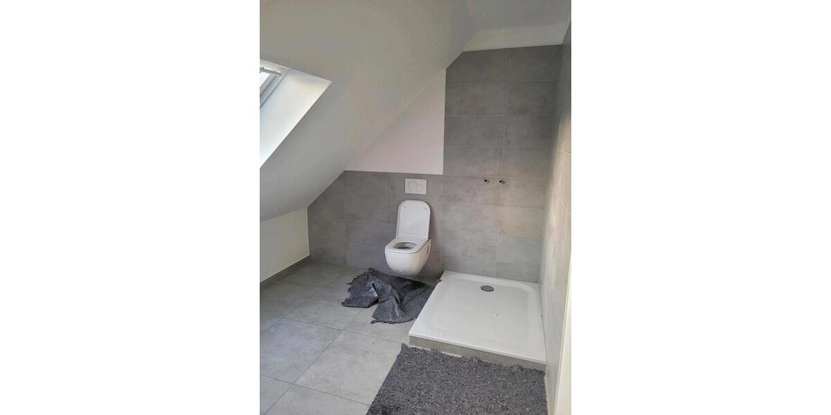 Dachgeschoßwohnung Schellerten - 3 Zimmer, 79 m&sup2;, 1.140&euro; | Angebot:26412857