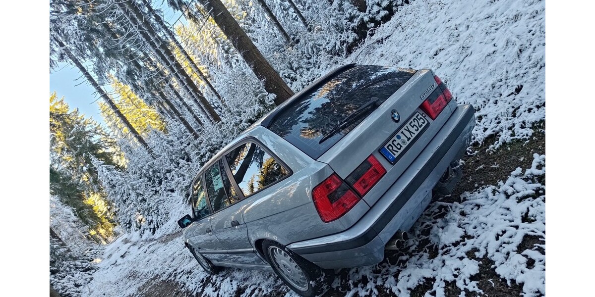 BMW 525 ix 267.000 km 9.000 € Meißen 01662