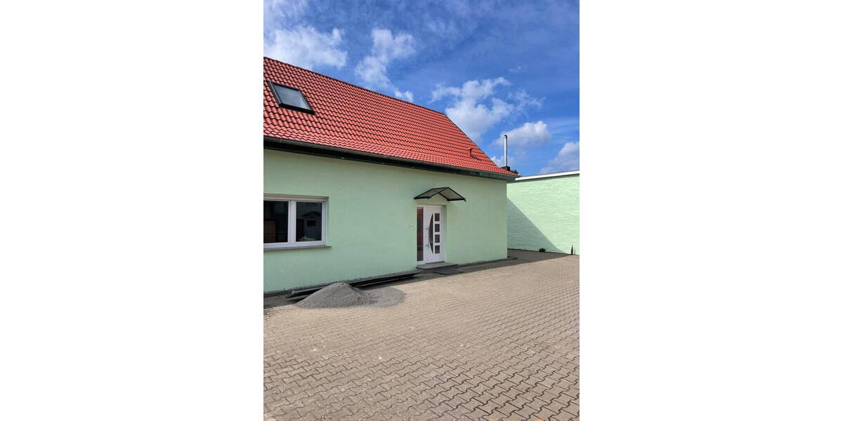 Einfamilienhaus Stendal - 5 Zimmer, 135 m&sup2;, 1.350&euro; | Angebot:26221030