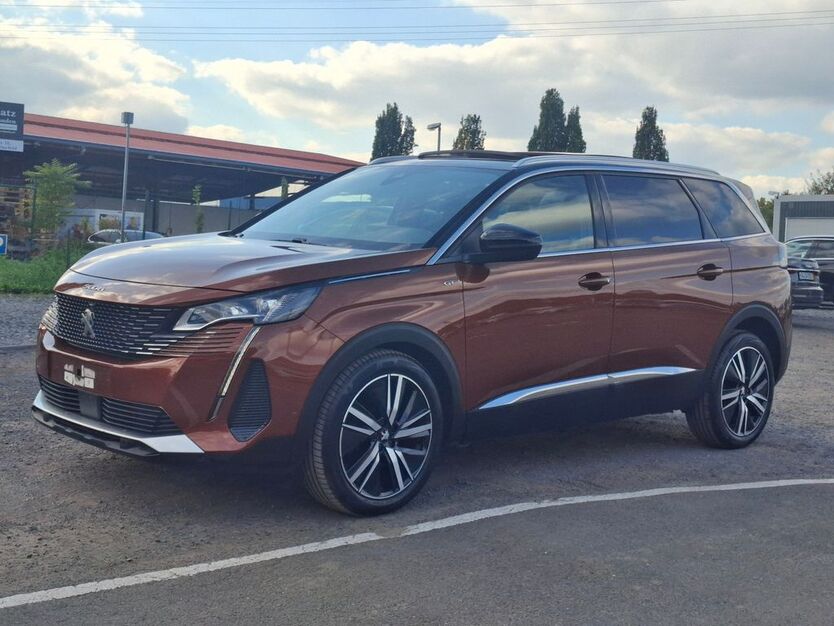 Peugeot 5008 93.500 km 21.490 € Berlin 15831