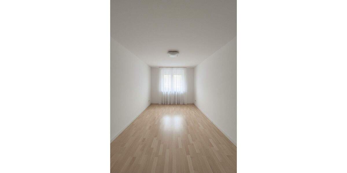 Etagenwohnung Augsburg Göggingen - 3 Zimmer, 95 m&sup2;, 1.540&euro; | Angebot:25921284