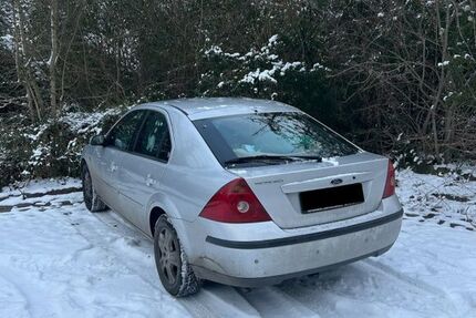 Ford Mondeo 129.212 km 2.490 &euro; Berlin 12349