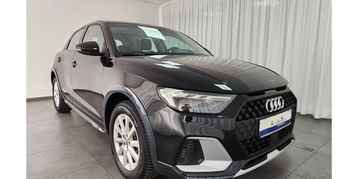 Audi A1 29.720 km 17.990 &euro; Schloß Holte-Stukenbrock 33758