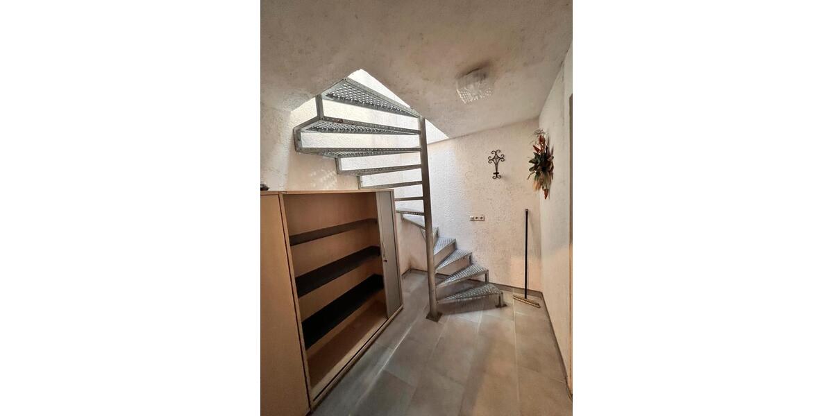 Mehrfamilienhaus, Wohnhaus Barchfeld-Immelborn Immelborn - 23 Zimmer, 200 m&sup2;, 129.000&euro; | Angebot:26940638