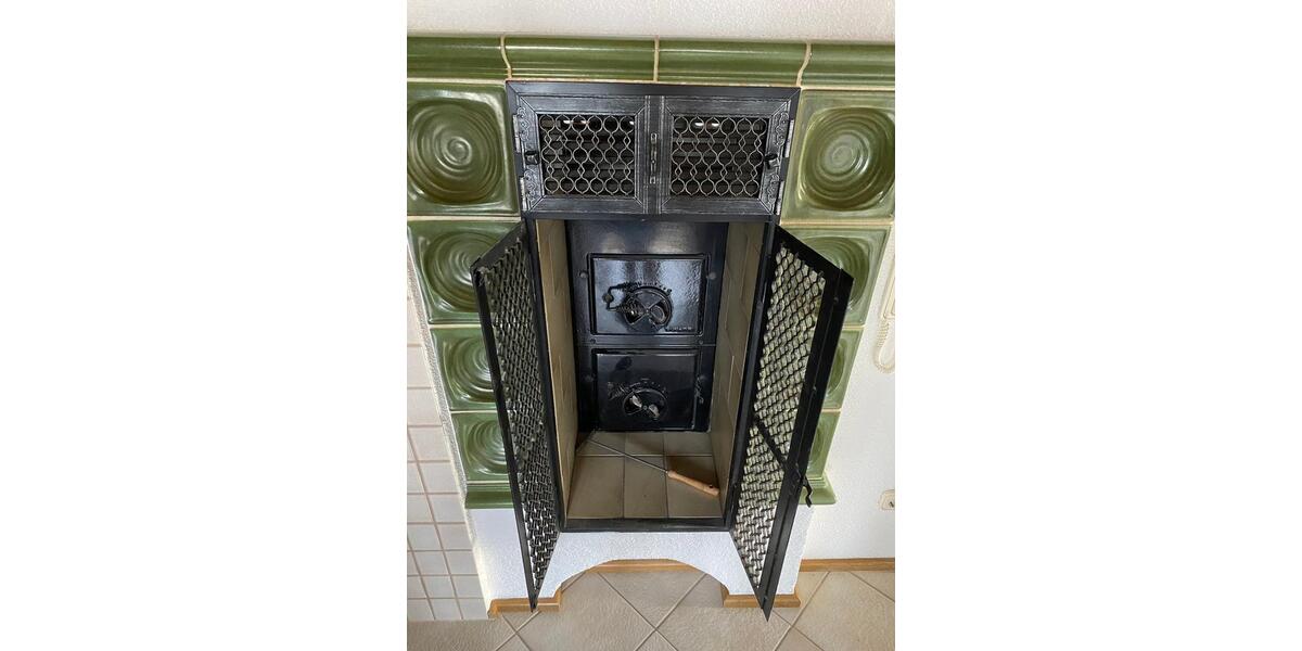 Dachgeschoßwohnung Salzweg - 3.5 Zimmer, 104 m&sup2;, 900&euro; | Angebot:26408502