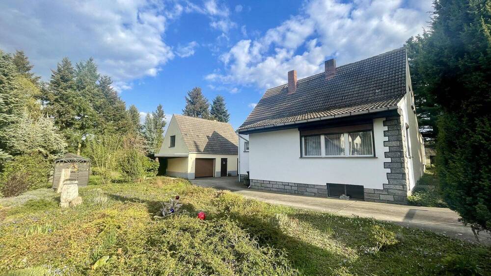 Einfamilienhaus Merzdorf - 4 Zimmer, 160 m&sup2;, 149.000&euro; | Angebot:26675096