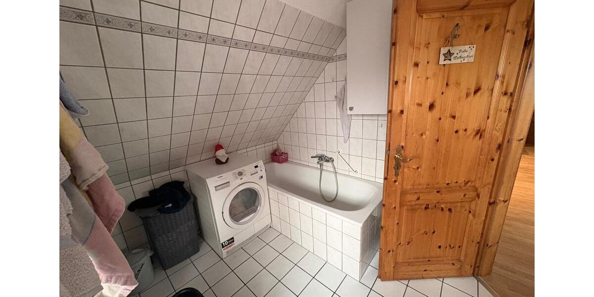 Dachgeschoßwohnung Wickede (Ruhr) - 2 Zimmer, 78 m&sup2;, 550&euro; | Angebot:24715741