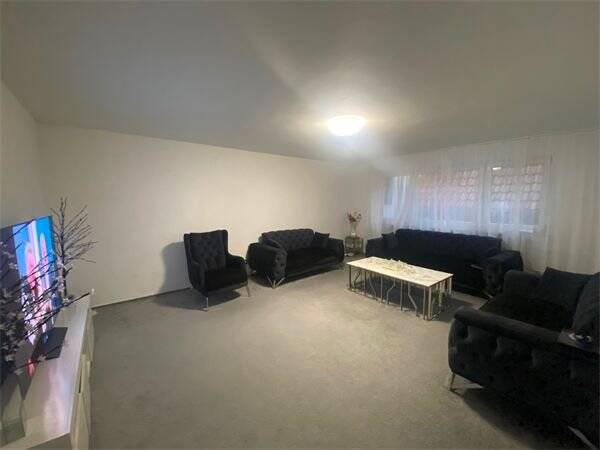 Gewerbeobjekt Essenheim - 719.000&euro; | Angebot:25815247